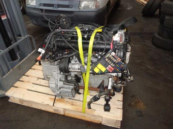 MOTEUR V6 24V ESSENCE ROVER -2004 - Vue 3